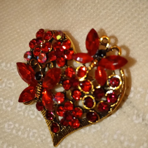 Vintage heart brooch with butterflies, new, red and gold