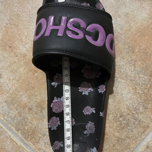 DC Shoes Slides floral used, size 36-37, black and purple
