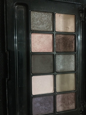 Revlon Ten Eyeshadows Like New