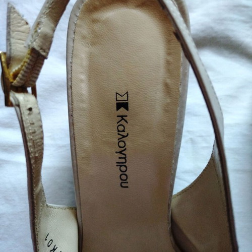 Kalogiou leather pumps new, ecru color, size 39-40