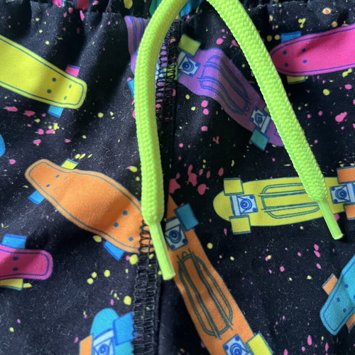 Tortue swimsuit for 2-3 years old, like new, multicolor