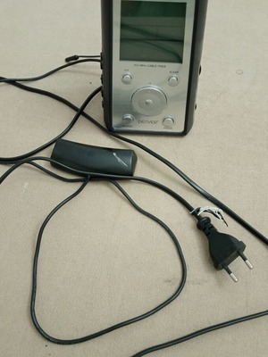 Electronic clock like new, digital table type