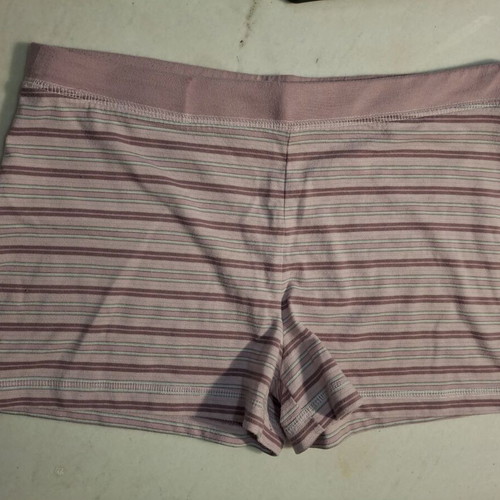 Girls' striped shorts like new, size 12, pink
