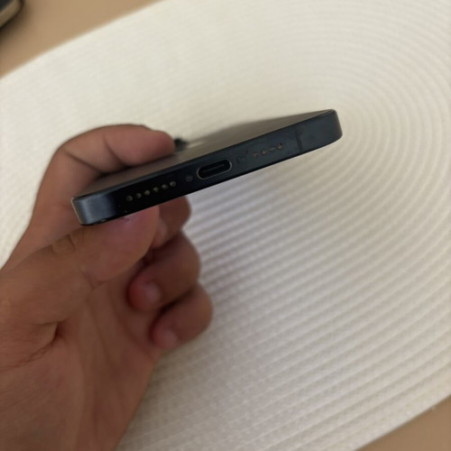 15 Pro Max smartphone like new