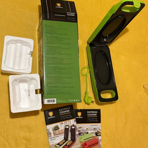 HomeVero Express Cooker new with recipe book and manual