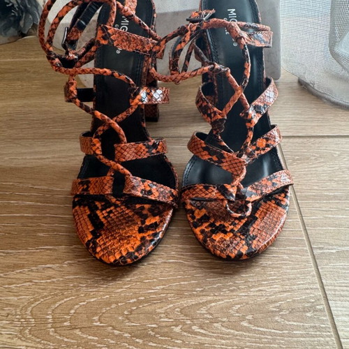 Migato summer sandals size 38 like new with animal print