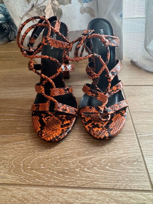 Migato summer sandals size 38 like new with animal print
