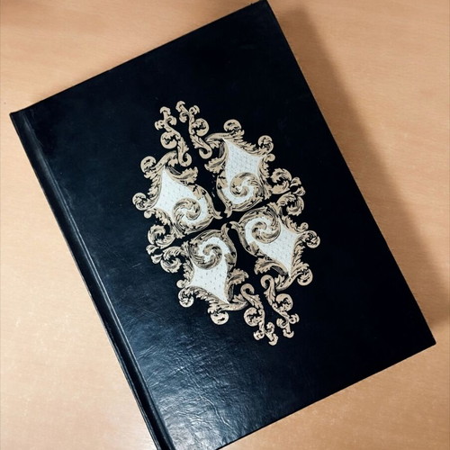 Pablo Picasso A. Vallanden used, in very good condition