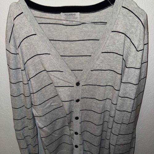 Pull&Bear gray striped cardigan used, size Large