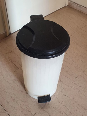 Trash can used