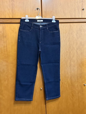 Marks & Spencer high-waisted crop jeans like new, size 40, dark blue