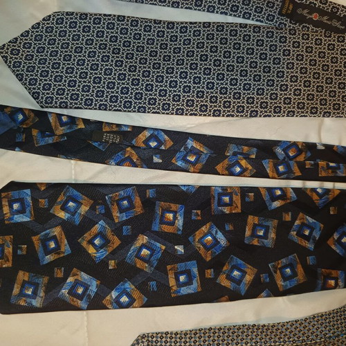 Classic ties like new, set of 3 pieces