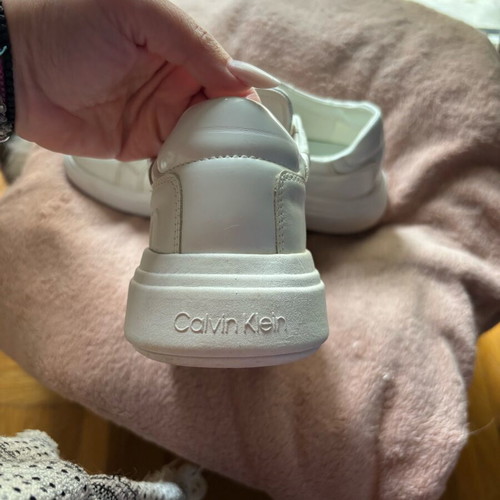 Calvin Klein women's sneakers like new, size 40, white