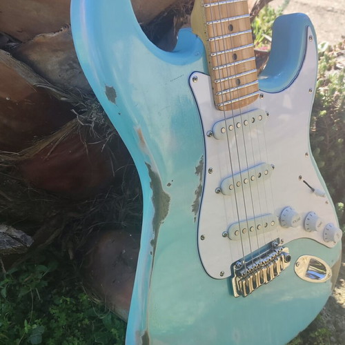 Schecter California Vintage Series electric guitar with relic look
