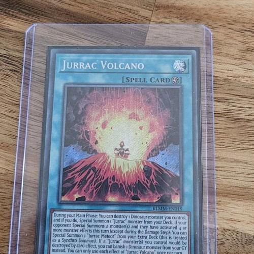 Jurrac Volcano Yu-Gi-Oh! card like new from BLMM set