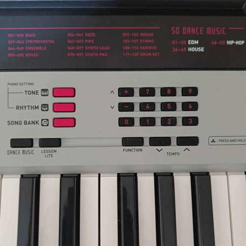 Casio CTK-1500 Keyboard 61 Keys like new