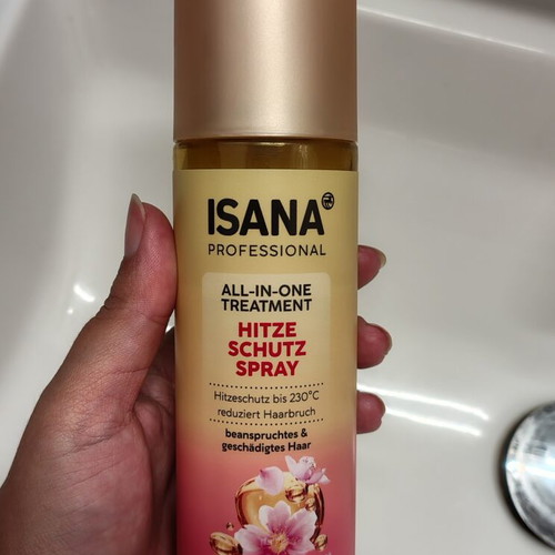 Isana Heat Protection Spray for Hair used