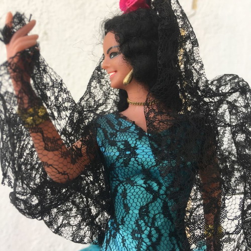 El Corte Ingles Flamenca Doll 34 cm as shown