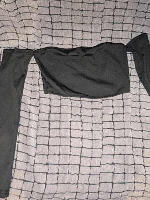 Shein off shoulder crop top new, size S, black