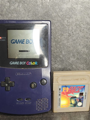 Nintendo Game Boy Color μωβ μεταχειρισμένο με παιχνίδι F-1 Race