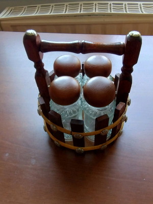 Wooden spice rack new