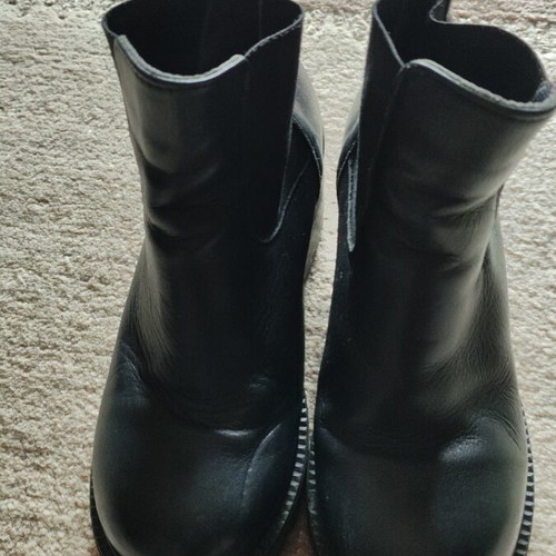 Black leather Chelsea boots Greek made like new, size 36