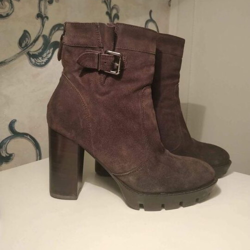 Alpe boots brown suede new, size 40