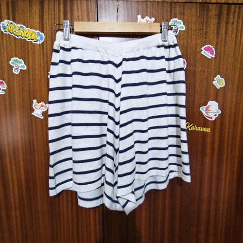 Karavan striped navy white shorts used, size M/L