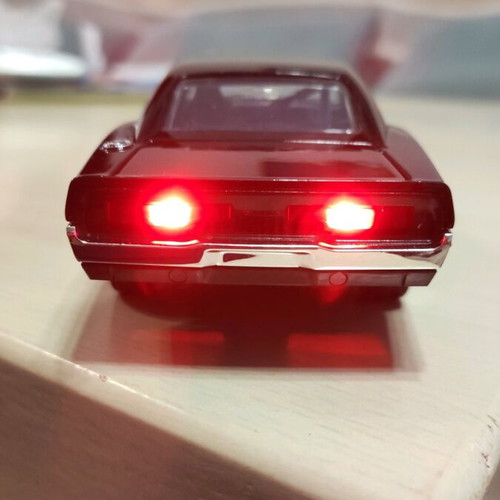 Dodge Charger 1970 1:32 toy car like new with sounds and lights