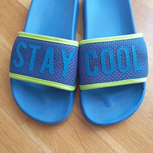 Children's slippers size 28 like new, blue