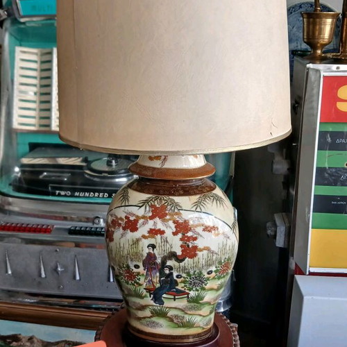 Vintage lamp 1930s like new, porcelain