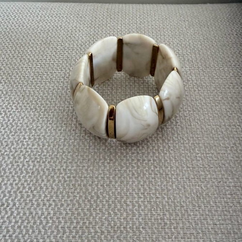 White bone bracelet new with gold details