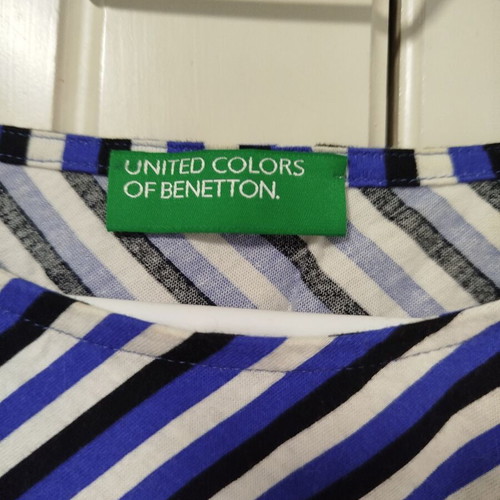 Benetton women's striped short-sleeve shirt size M like new, black and blue
