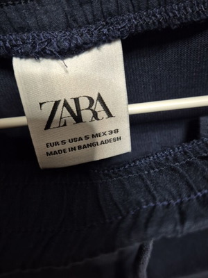 Zara cargo pants blue size S like new with side pocket for boys