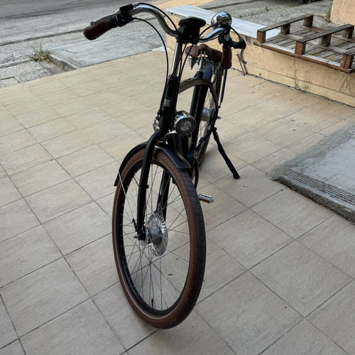Kettler electric bike with leather saddle and grips