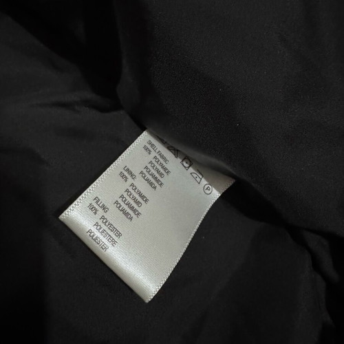 O’neill jacket like new, small, black and gray