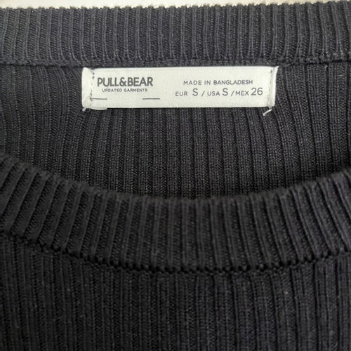 Long-sleeve black top Pull & Bear like new, size S