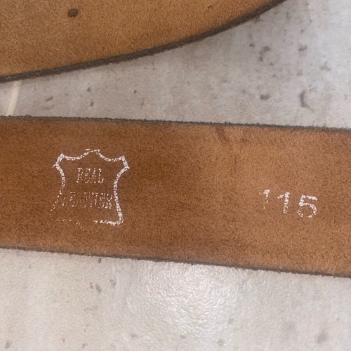 Brown leatherette belt used in excellent condition