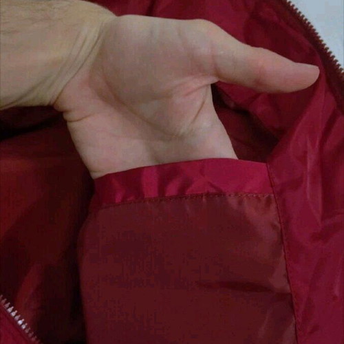 Thick vest used Medium red with detachable hood