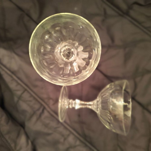 Glass drink or ice cream glasses like new, set of 6