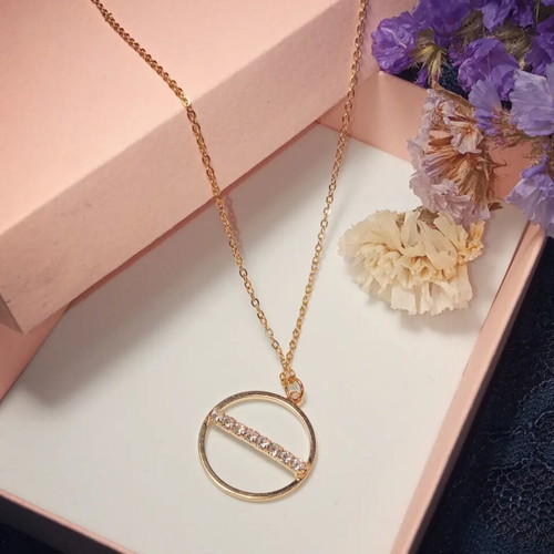 Minimalist jewelry set with rhinestones, gold color, new