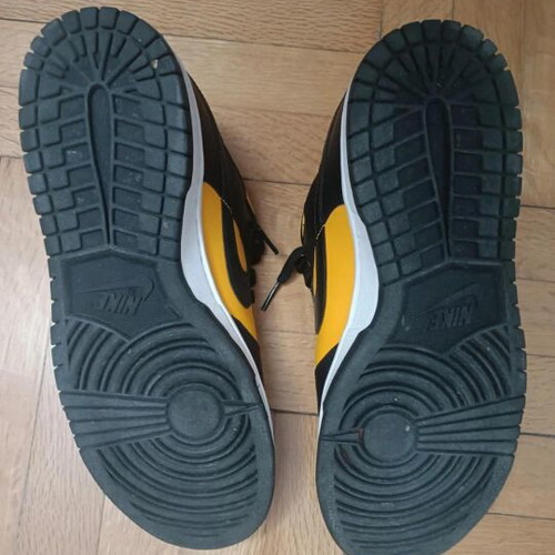 Nike Dunk Low sneakers size 41 like new, black and yellow