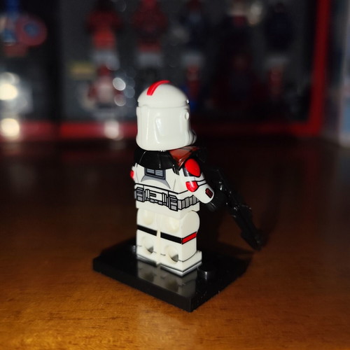 Captain Fordo Lego minifigure with base and accessories
