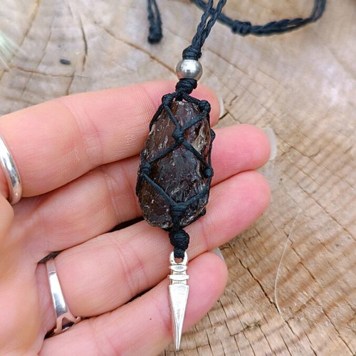 Macrame necklace with smoky quartz new, handmade unisex