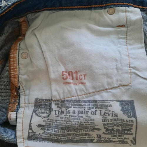 Levi's 501 Bermuda shorts dark blue like new, W27