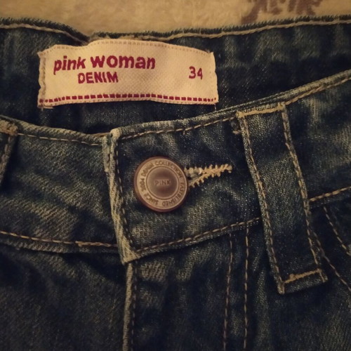 Pink Woman high-waisted denim shorts, size 34, blue