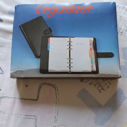OASIS The Ultimate Organizer personal planner like new