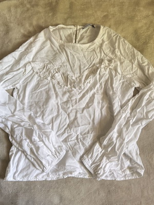 Girls wrinkled longsleeve top Reserved, used, size 152 cm, white