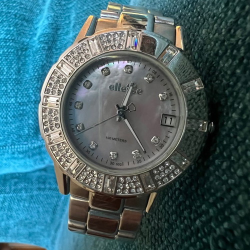 Ellesse women's watch used with stones and stainless steel bracelet