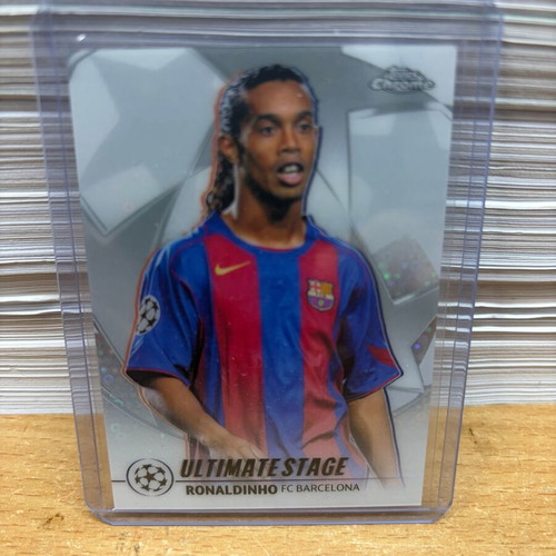 Topps UCC Flagship 2025-26 Ronaldinho Ultimate Stage Chrome FC Barcelona new